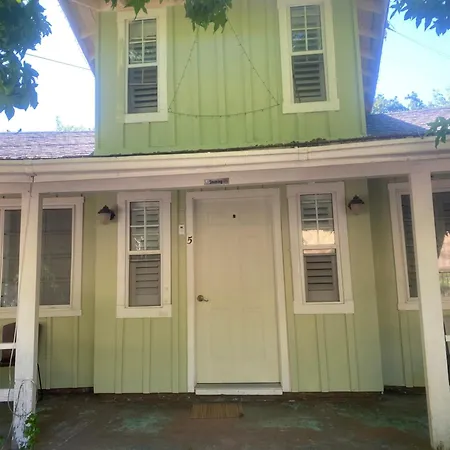 Seven Circles Lodge&Retereat Room #5